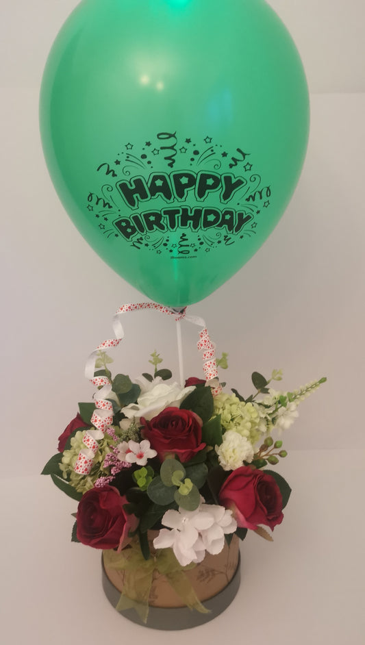 Hat box Happy Birthday gift ( balloon not incl )